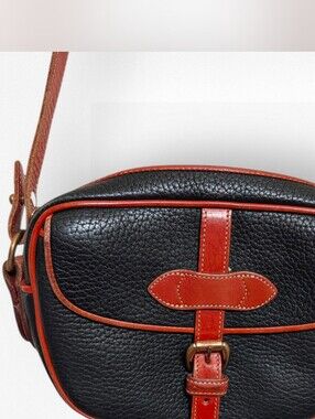 Dooney & Bourke Vintage Overland Bag R130 Crossbody Black & British Tan AWL